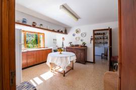 Property with detached house in a top location