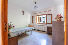 Property with detached house in a top location
