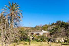 Grundstück mit freistehendem Haus in Toplage