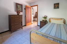 Property with detached house in a top location