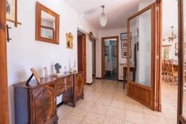Property with detached house in a top location