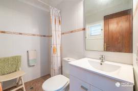 House to renovate with large garden