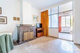 House to renovate with large garden