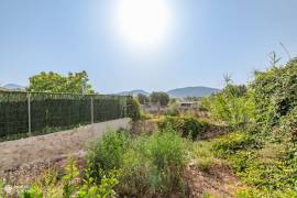 Building plot with unobstructed views