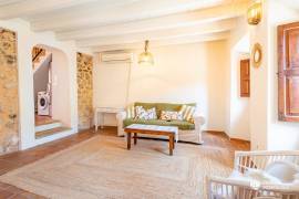 Renoviertes Dorfhaus in Los Damunt