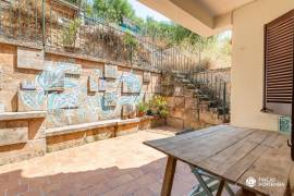 Villa with unobstructed views
