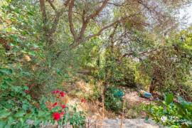 Villa with unobstructed views