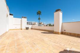 Villa with all amenities, 2 minutes from the beach