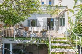 Villa with all amenities, 2 minutes from the beach