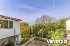 Casa de pueblo espaciosa con muchas posibilidades
