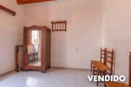 Casa de pueblo espaciosa con muchas posibilidades