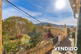 Casa de pueblo espaciosa con muchas posibilidades