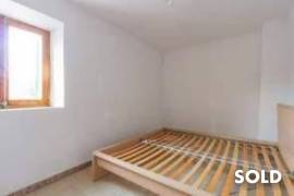 Spacious village house with many possibilities