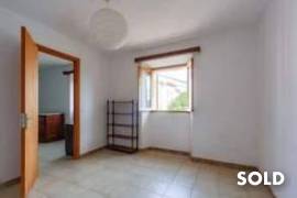 Spacious village house with many possibilities