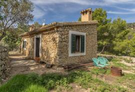 Country house in the mountains of Mancor de la Vall