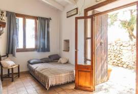 Country house in the mountains of Mancor de la Vall