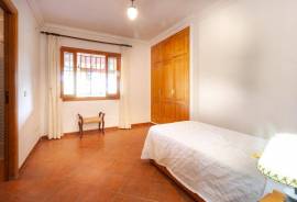Haus mit Pool am Stadtrand von Lloseta