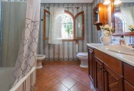 Haus mit Pool am Stadtrand von Lloseta