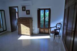 Historisches Haus in der Altstadt von Valldemossa