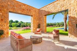 Newly built country home with panoramic views