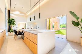 Newly built country home with panoramic views