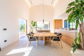 Newly built country home with panoramic views