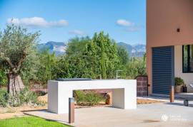 Newly built country home with panoramic views