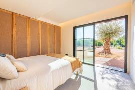 Newly built country home with panoramic views